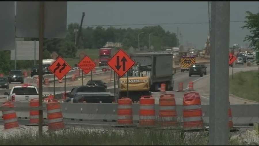 The highway department says they have posted signs alerting drivers about the lane changes on I-49.