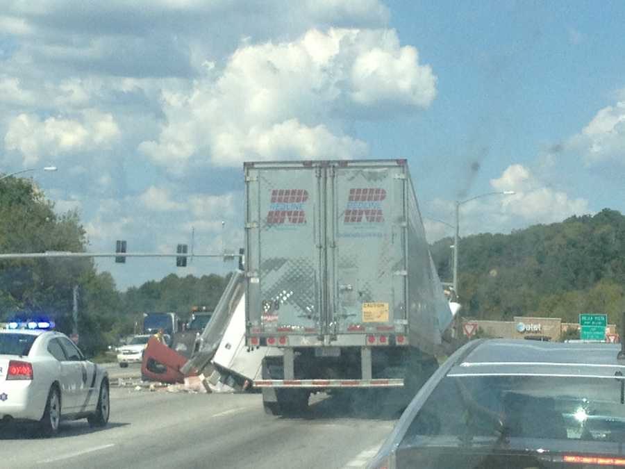 IMAGES Semis, cars involved in major crash at Hwy 71 in Bella Vista