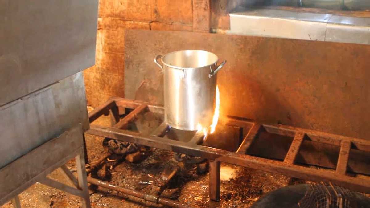 PHOTOS Deep fryer turkey explosions