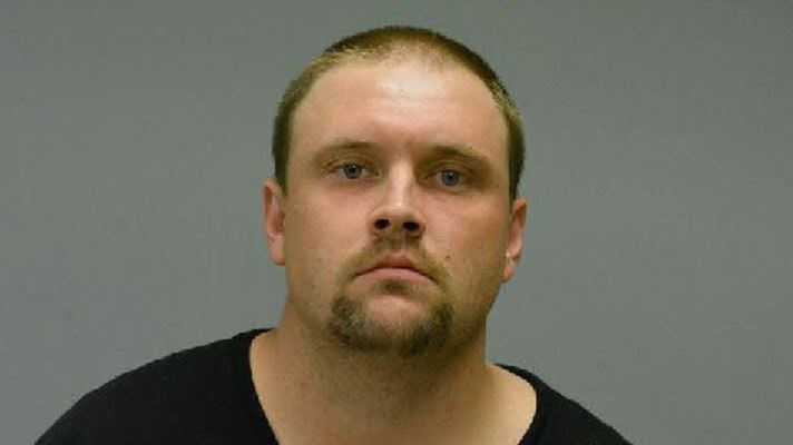Benton County deputies arrest bail bondsman on drugs, weapons charges