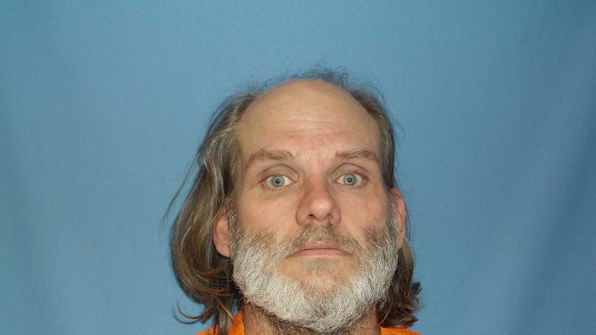 Waldron Police Man charged in girlfriend's death