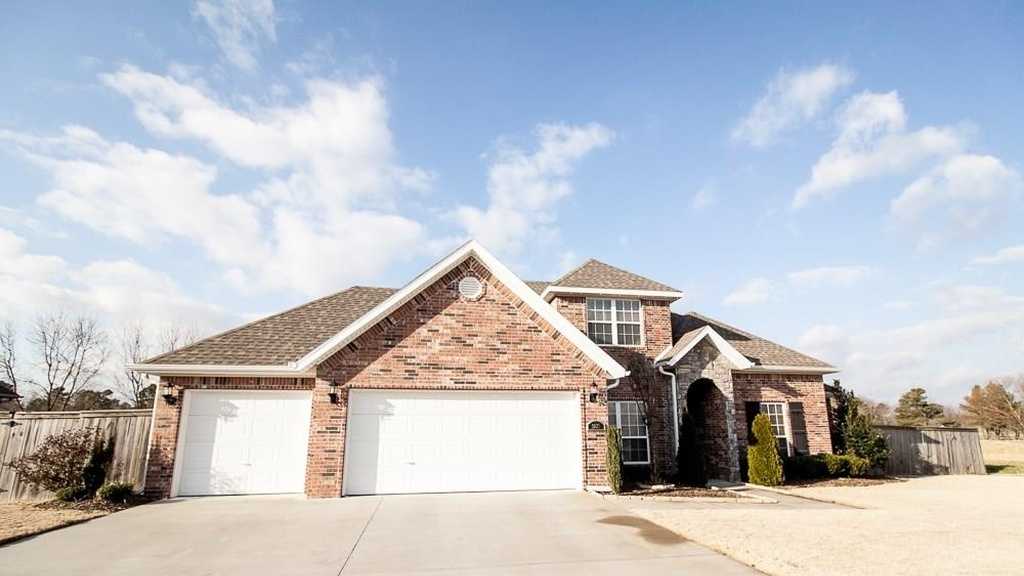 Showcase Saturdays Tour these Northwest Arkansas Homes