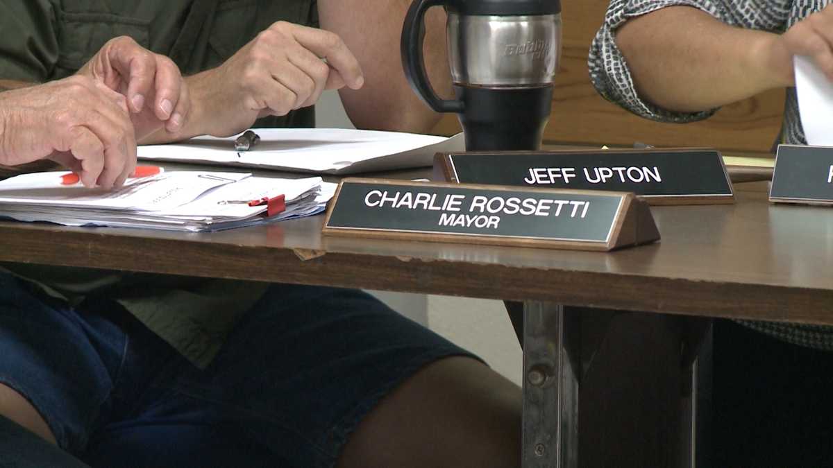 West Fork mayor resigns