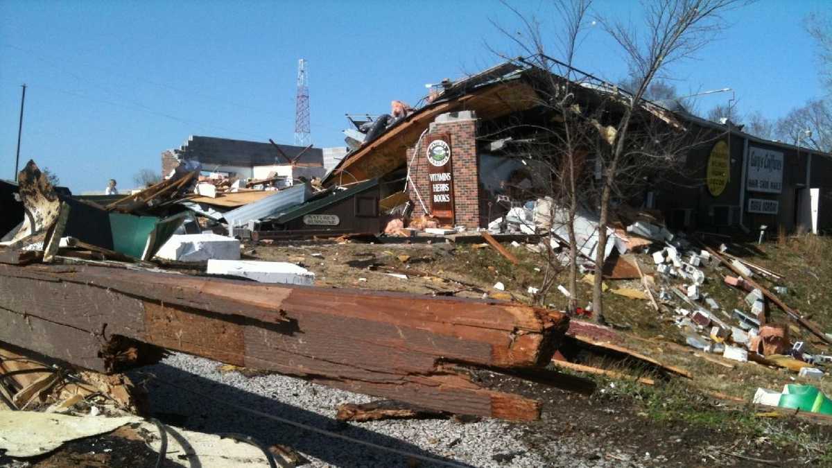 Images Tornado Rips Through Branson
