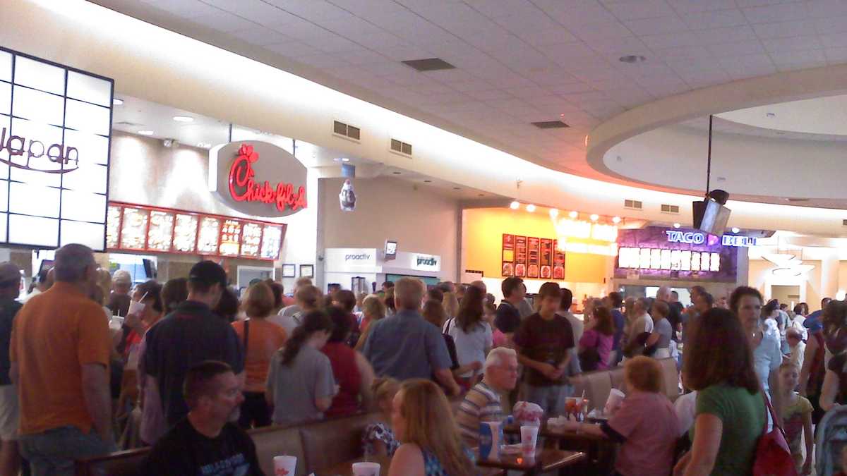Images ChickfilA appreciation day draws thousands to KC restaurants