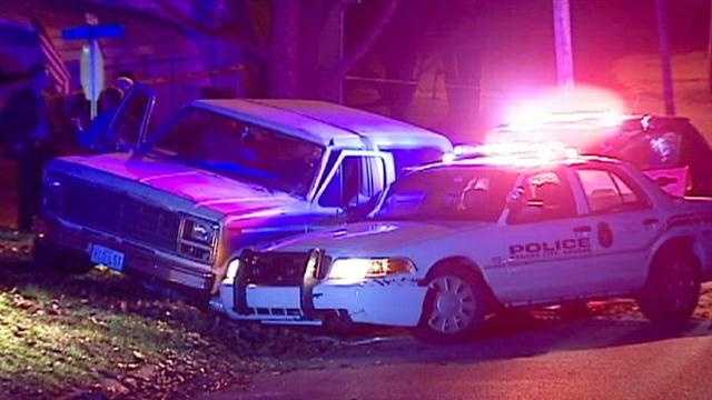KCK police chase ends with crash into cruiser