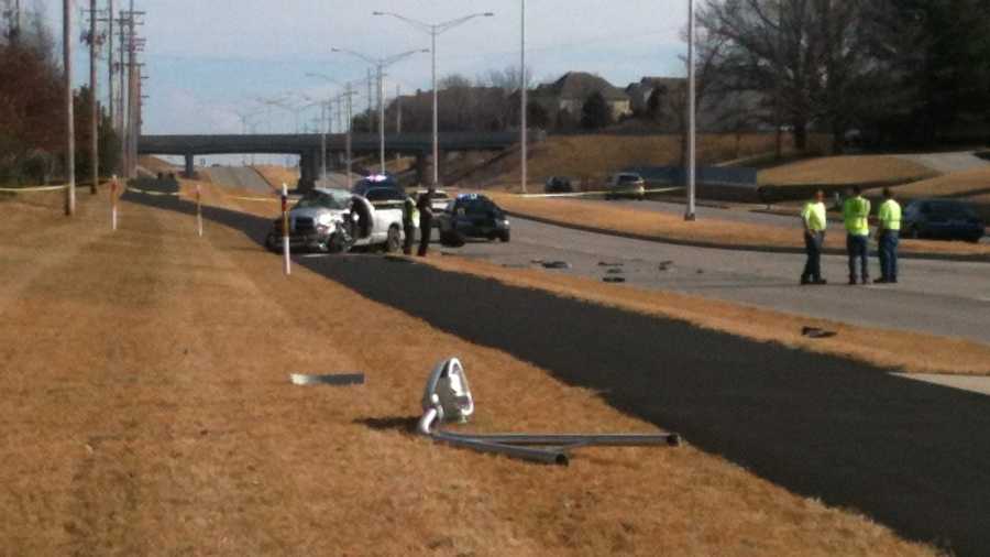 Wreck shuts down portion of 143rd St. in Overland Park