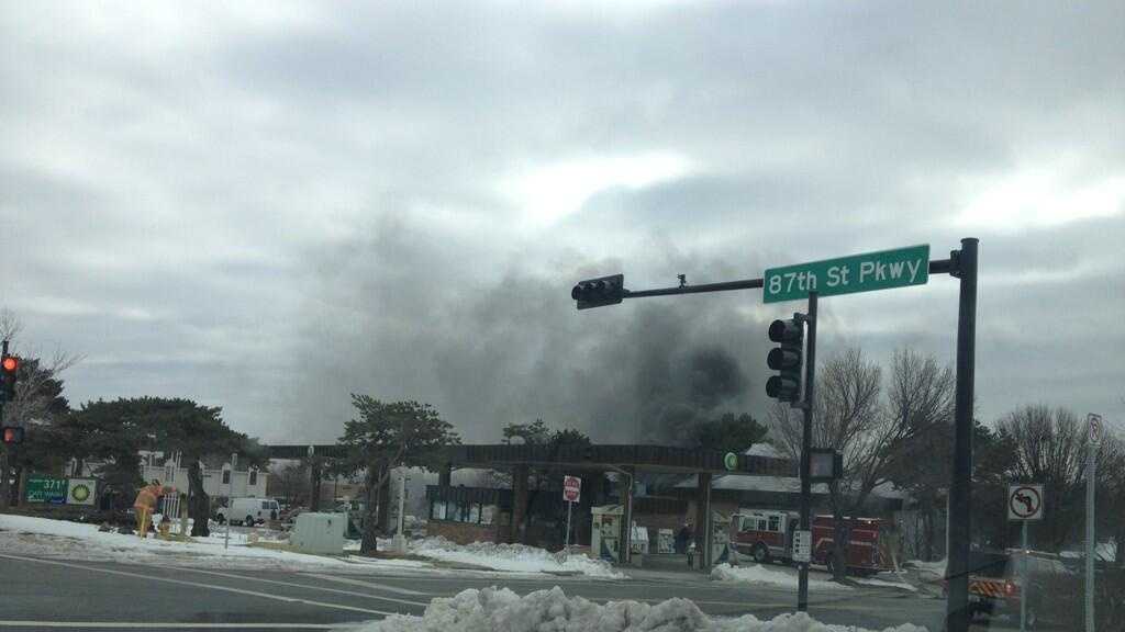 Fire damages Lenexa car wash