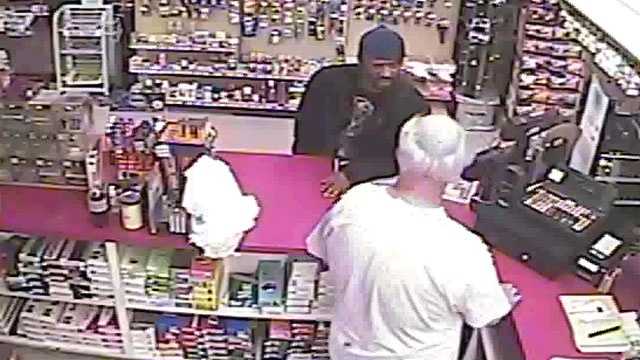 Images: Man sought in convenience store heist