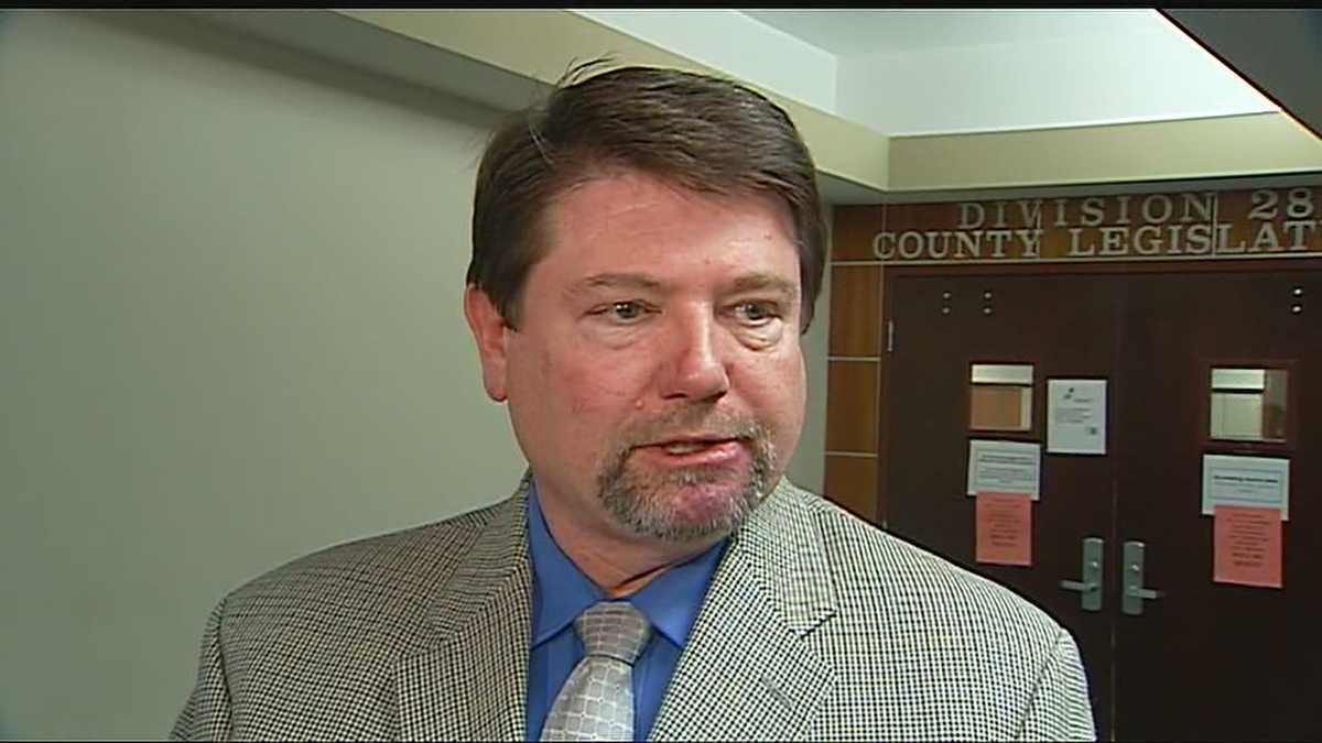 Curtis Coons to stay as assessor to finish assessment