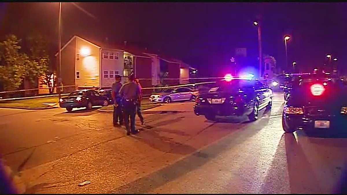 Police 1 killed, 3 injured in Kansas City shooting