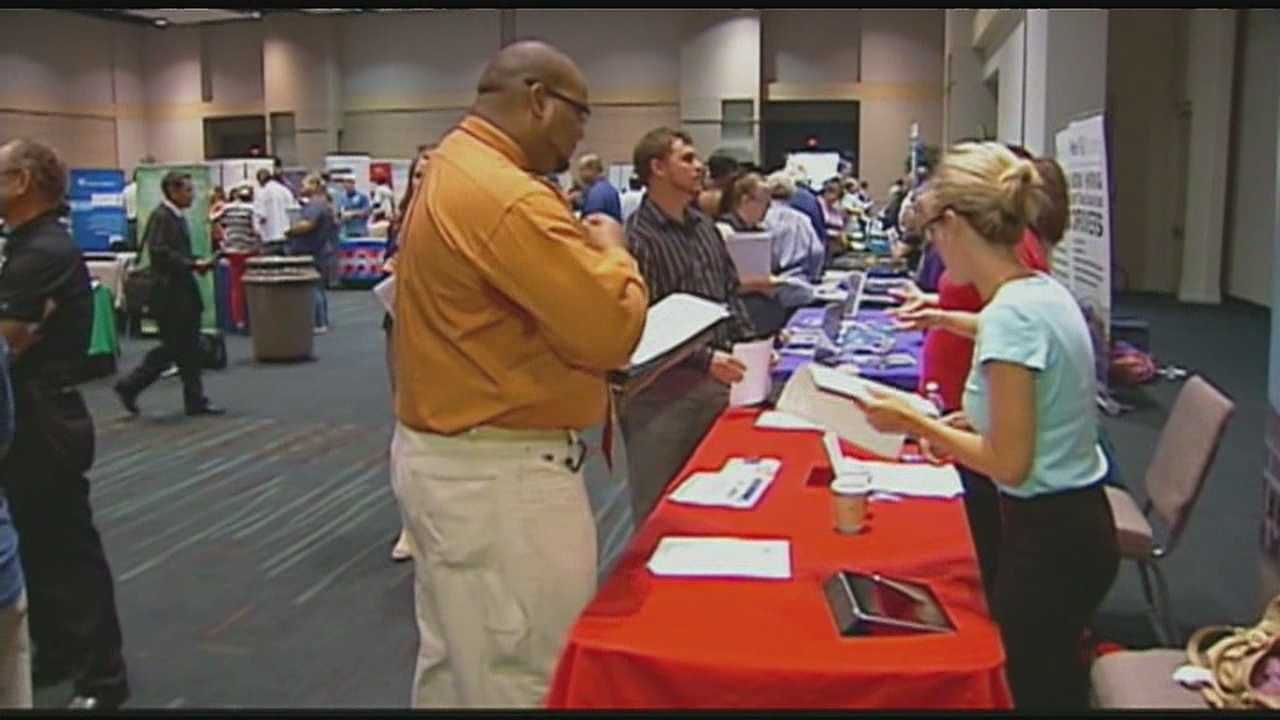 Overland Park job fair attracts applicants, optimism