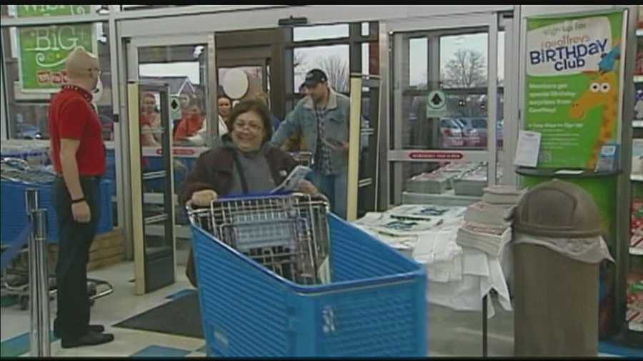 With more stores making the controversial decision to open their doors on Thanksgiving Day, some shoppers were busy taking advantage of the opportunity.