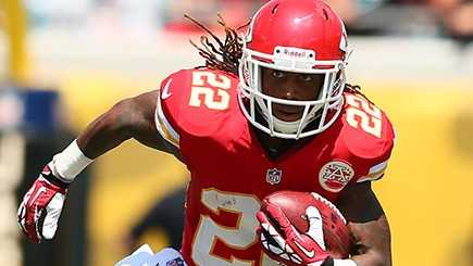 Kansas City Chiefs wide receiver Dexter McCluster (22) makes a