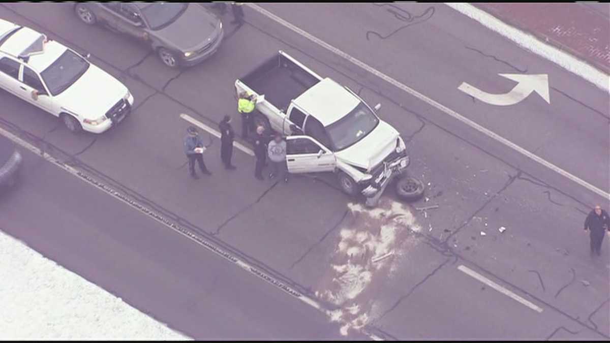 Driver in custody after chase ends in Olathe