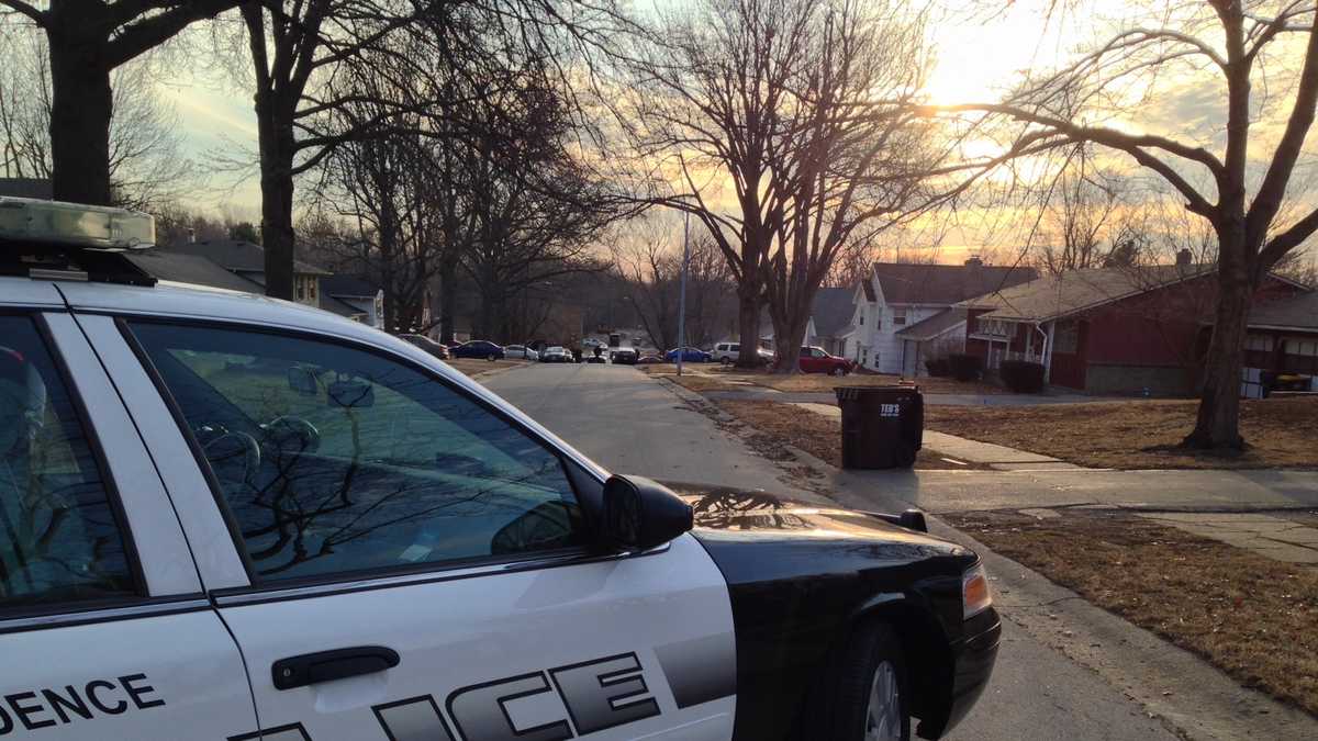 Independence Police Standoff Ends Near 40th River 6102