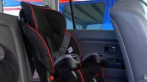 Evenflo recalls car seats over buckle problems