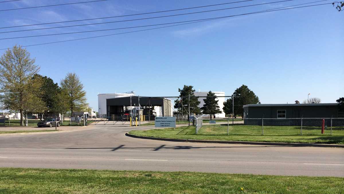 QuikTrip to make good after gas mixed with diesel sold in Olathe