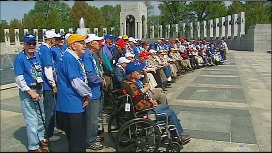 A record-setting number of veterans from the Kansas City region made an Honor Flight to Washington, D.C., on Tuesday to see the World War II Memorial and other sights.