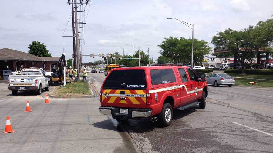 Gas line rupture affects major intersection in Olathe
