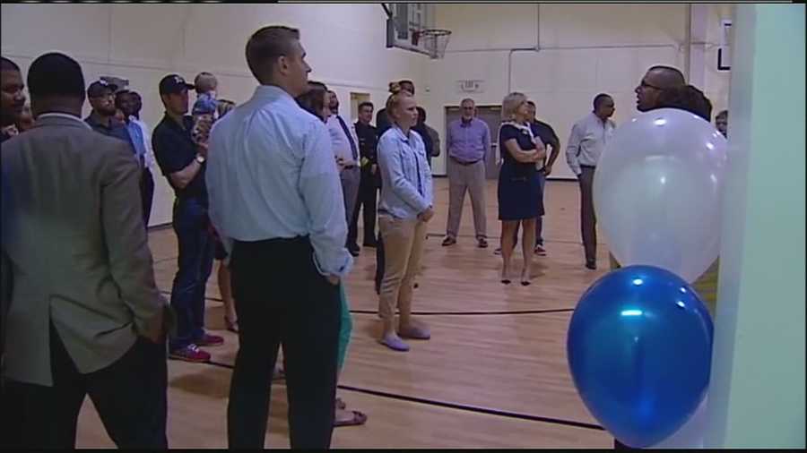 Teenagers have a new place to go in Independence now that a new facility operated by the Boys and Girls Clubs of Greater Kansas City is now officially open.