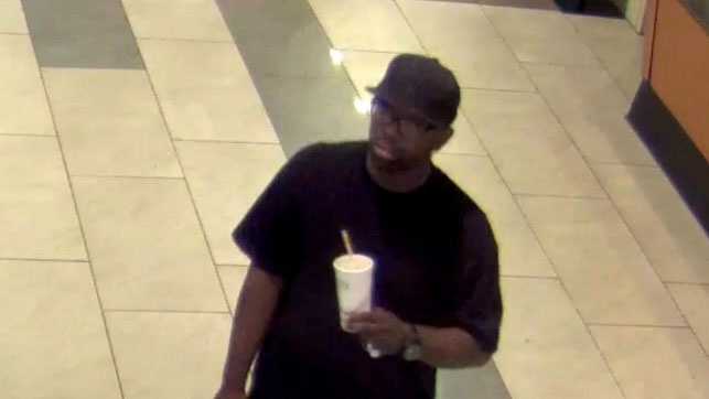 Police ask for help identifying men in cellphone thefts