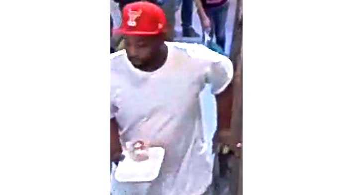 Police ask for help identifying men in cellphone thefts