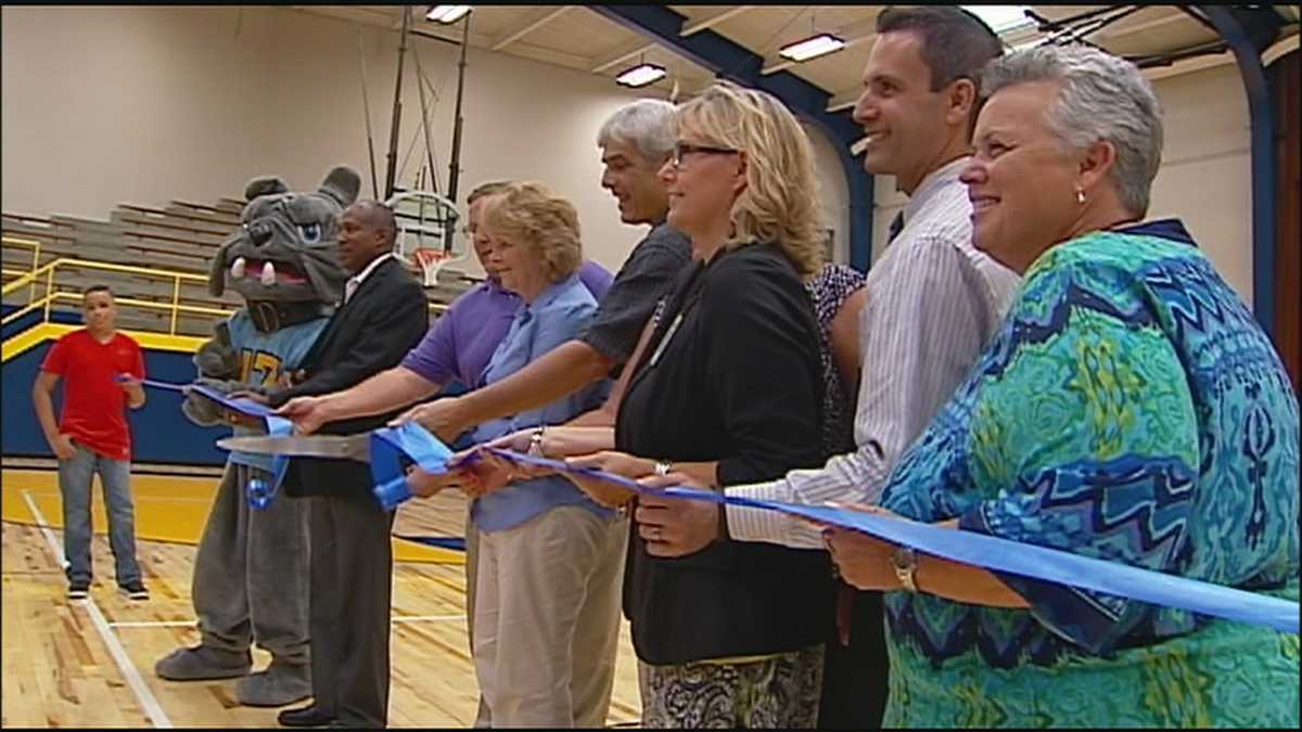 Grandview Middle School students enjoy new gymnasium