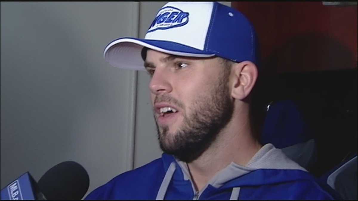 Royals Mike Moustakas on being back from family emergency leave 