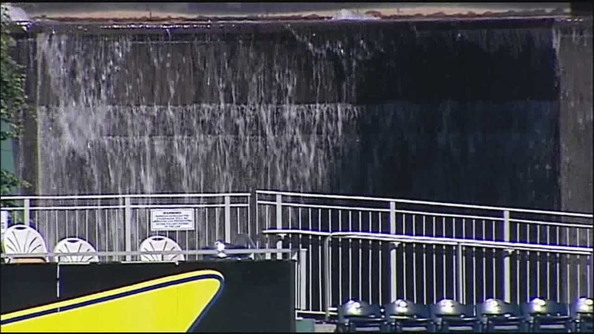 The fountains at Kauffman stadium : r/accidentalswastika