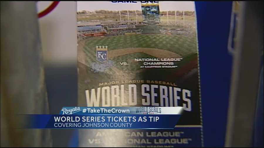 Royals P Wade Davis' wife tipped server with World Series ticket