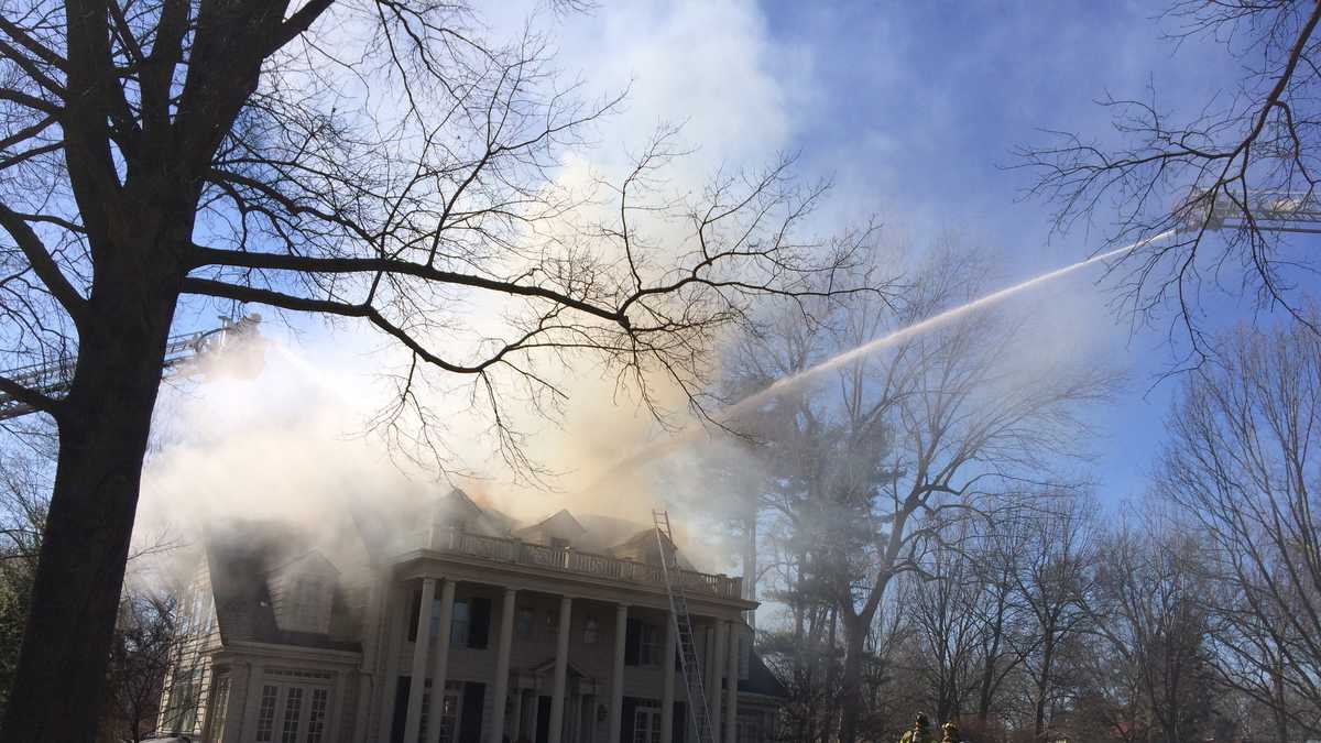 Firefighters battle 2-alarm house fire in Mission Hills