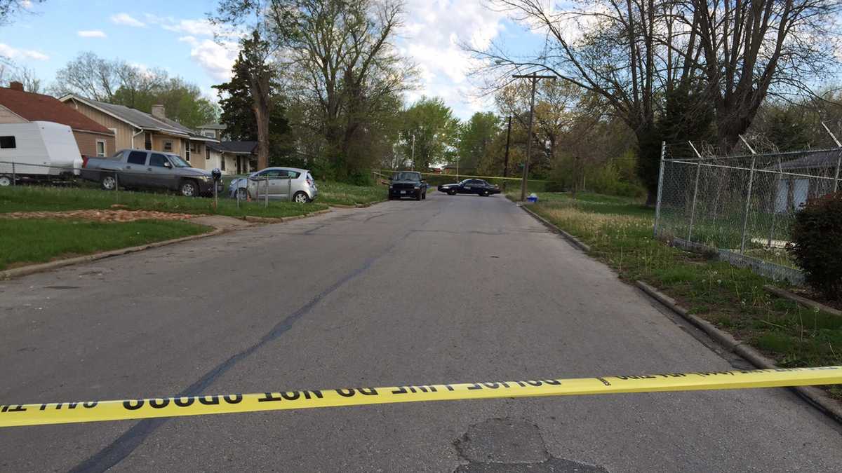 Police investigate death in east KC