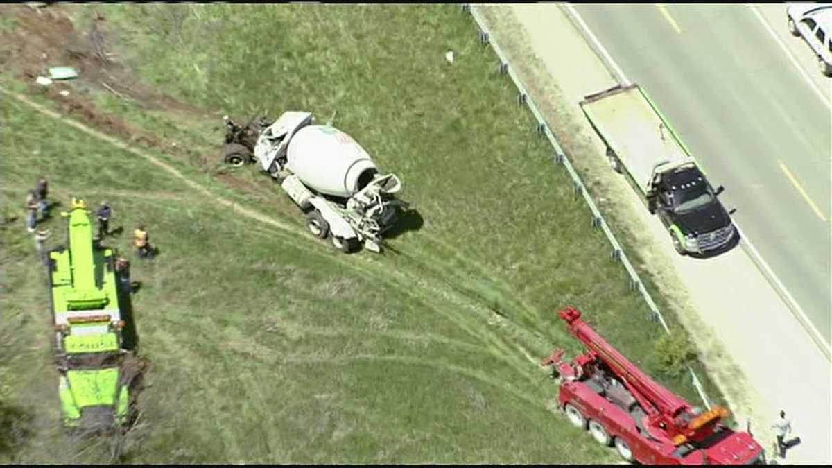 Platte City man killed in crash involving cement mixer