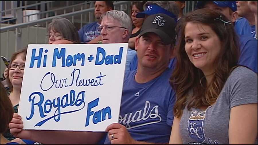Many expecting couples pick creative ways to announce to the world whether they’re having a boy or a girl.  Julie and Seth Johnson, both Royals fans from Baldwin City, Kansas, decided to make the announcement at Kauffman Stadium.