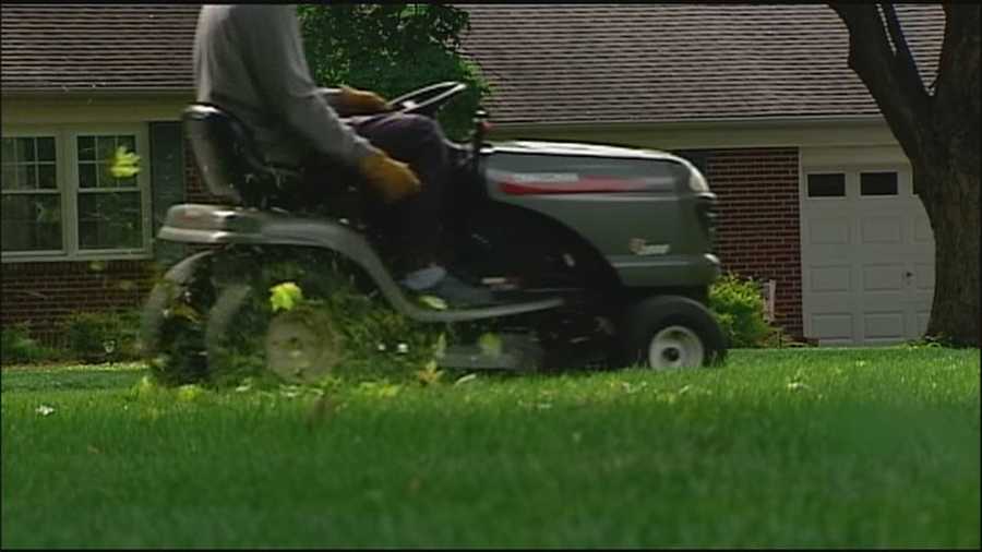 Children’s Mercy Hospital is warning parents that doctors are seeing an increase in the number of children losing limbs from lawn mower accidents.
