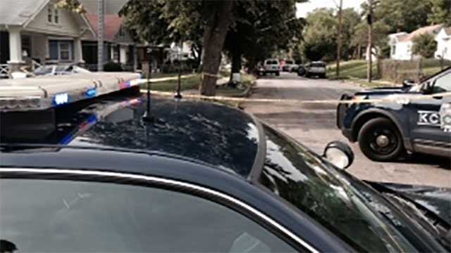 Body found in burned car in KC neighborhood