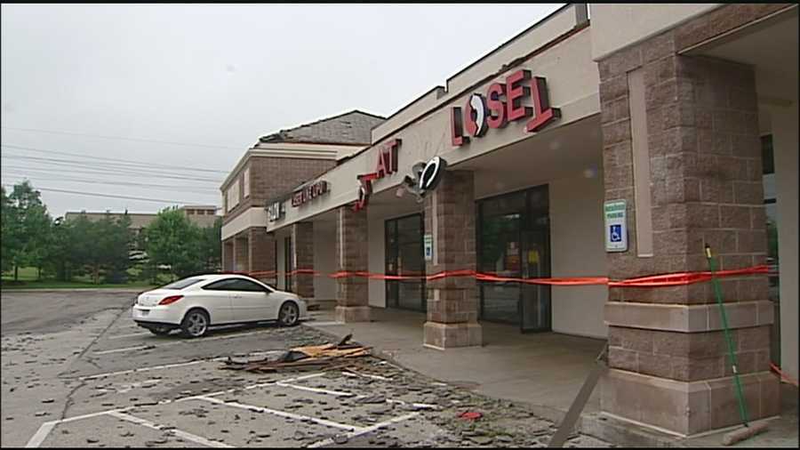 Lee's Summit cleans up after 2 tornadoes touch down
