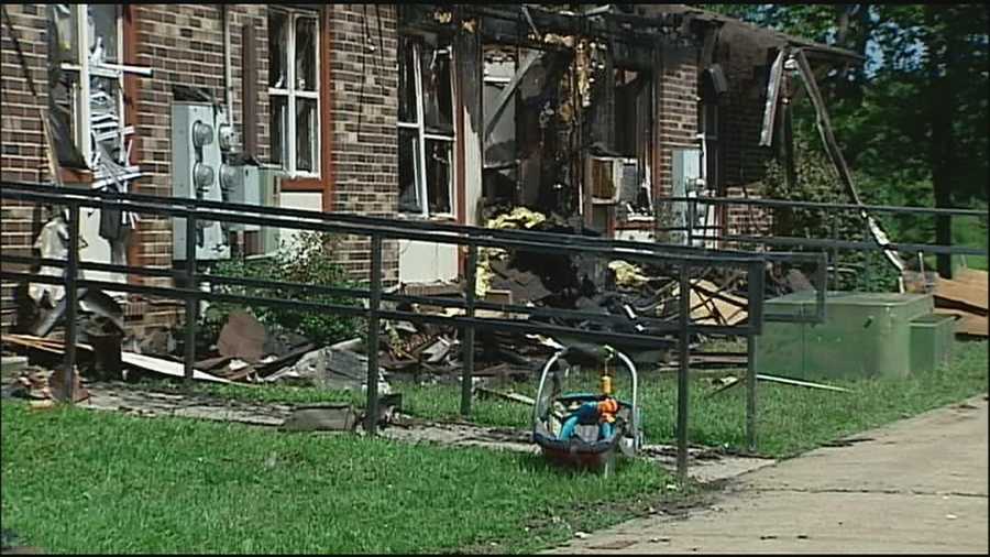 Residents return to salvage belongings after Smithville fire