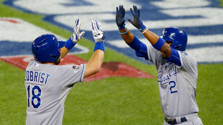 Royals return to World Series, beat Blue Jays in ALCS Game 6, Sports