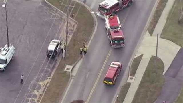 Minor injuries reported in KCK school bus crash