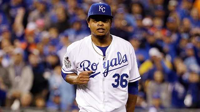 Royals pitcher Edinson Volquez loses father before taking mound