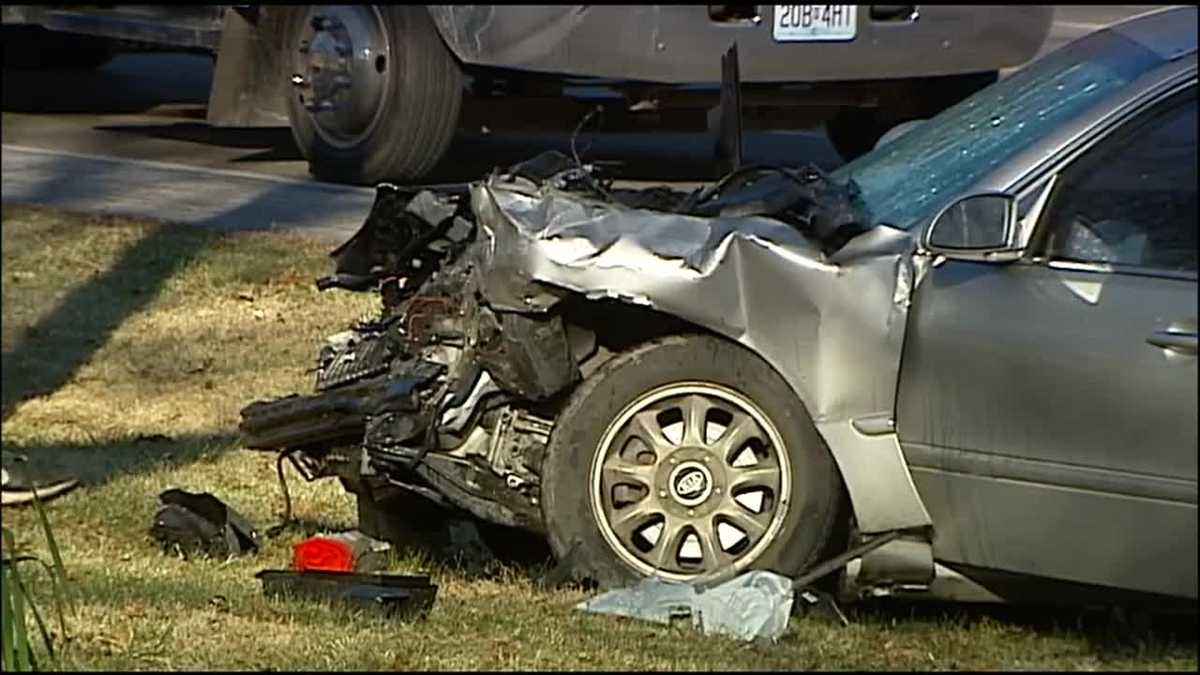 Truman Road crash leaves 4 injured