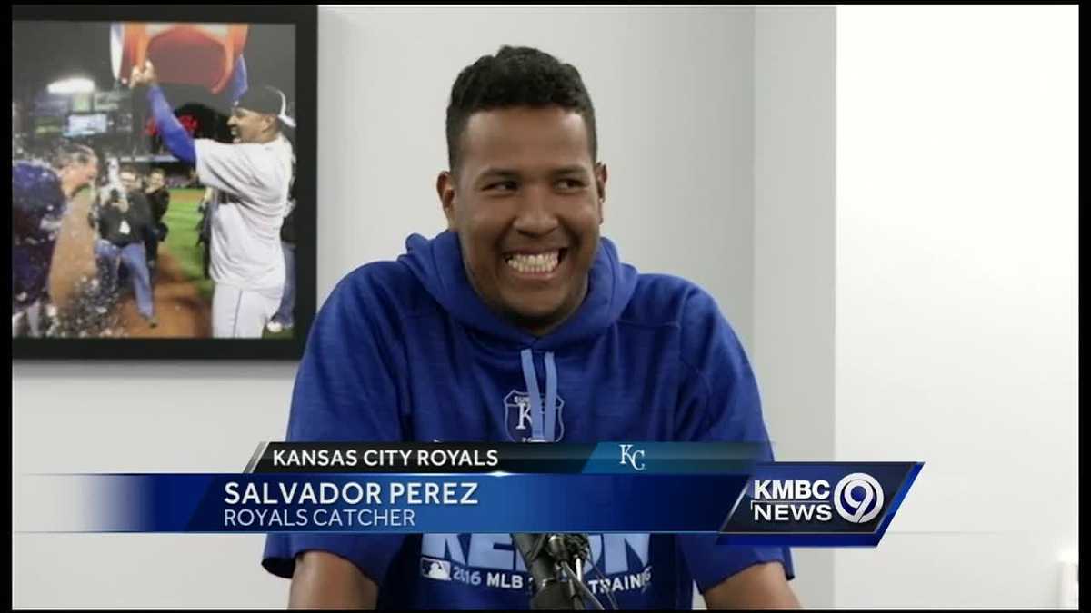 Royals, catcher Salvador Perez agree to new five-year, $52.5 million  contract