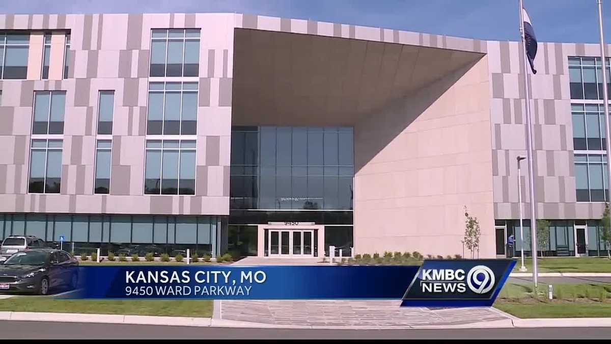 Burns and McDonnell holds grand opening for new world headquarters