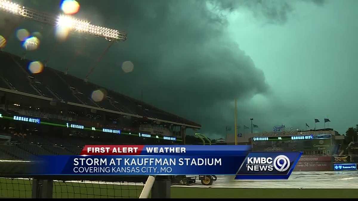 Royals-White Sox postponed because of rain