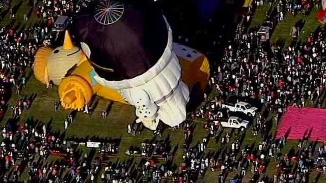 Photos: Special Shape Rodeo Delights Balloon Fiesta