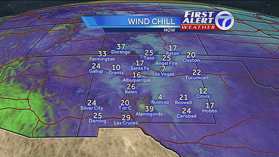 Howling winds, snow flurries hit New Mexico