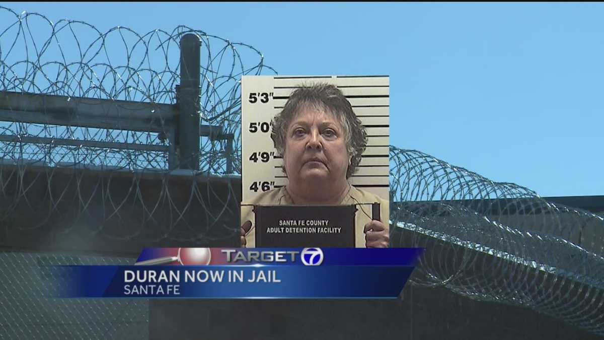Dianna Duran arrives at jail to serve sentence