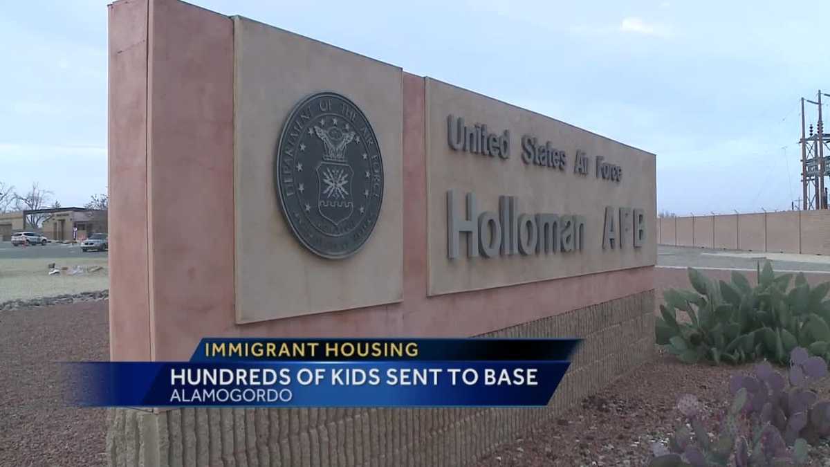 Immigrant children arrive at Holloman AFB